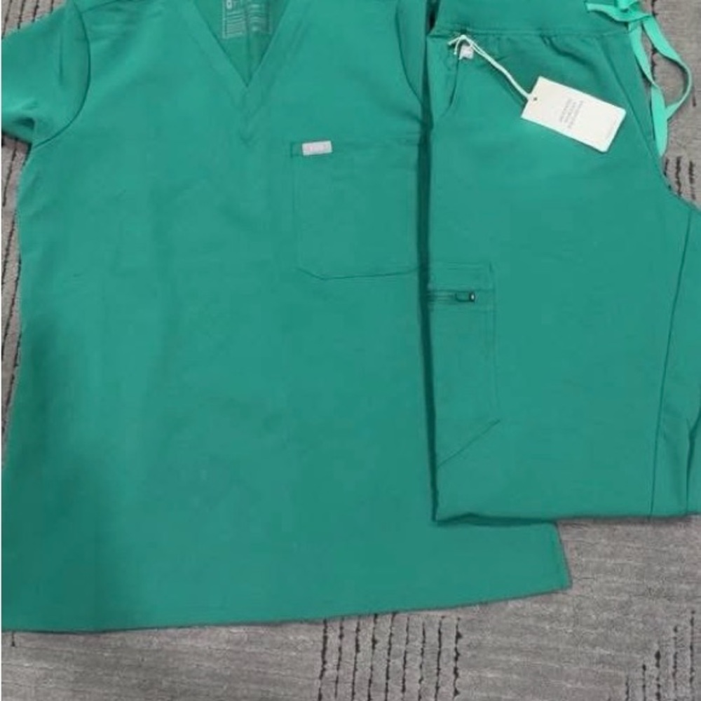 Hunter Green Scrub Set with Top and Pants